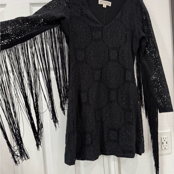 Dresses & Skirts - Black Crochet Fringe Tunic Dress